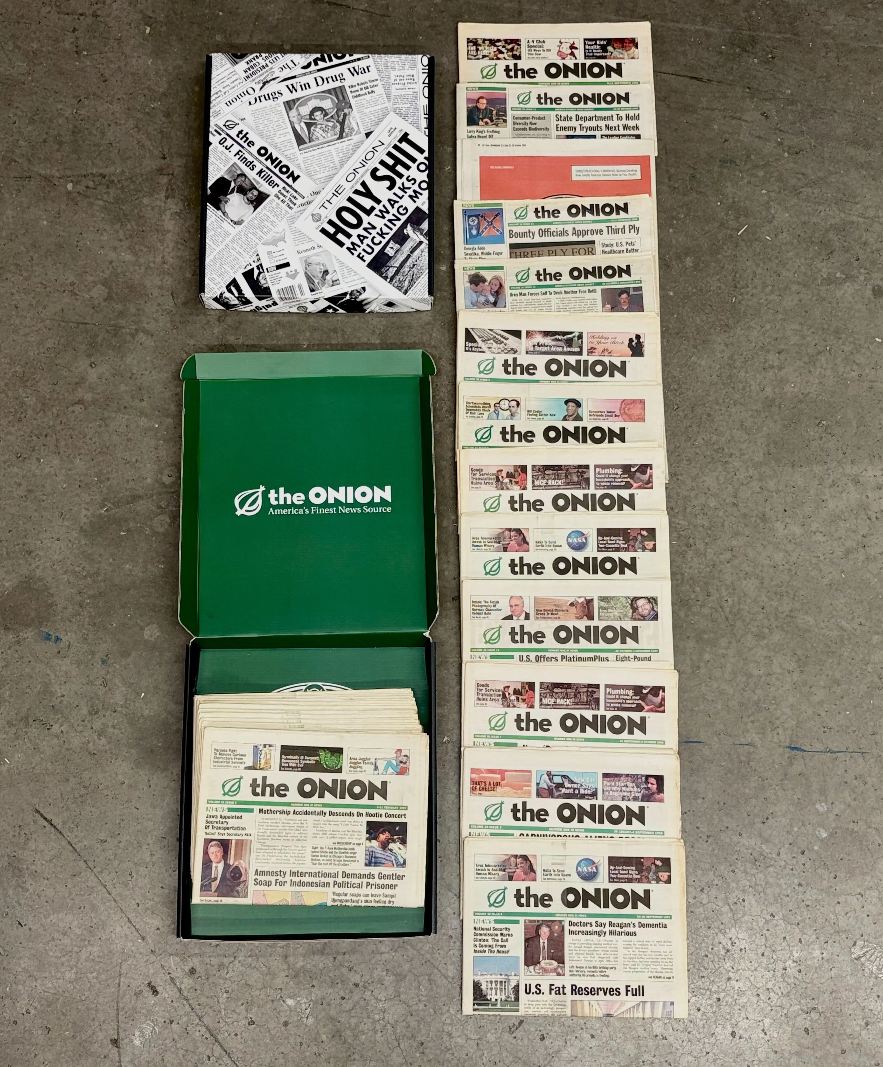 Time Capsule: Vintage Newspaper 13-Pack - Image 2